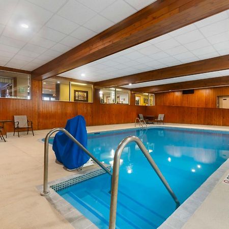 Best Western Plus Concord Inn Минокуа Екстериор снимка
