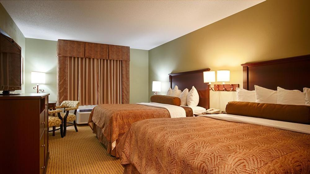 Best Western Plus Concord Inn Минокуа Екстериор снимка