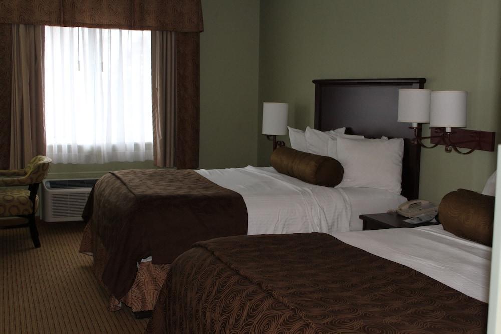 Best Western Plus Concord Inn Минокуа Екстериор снимка