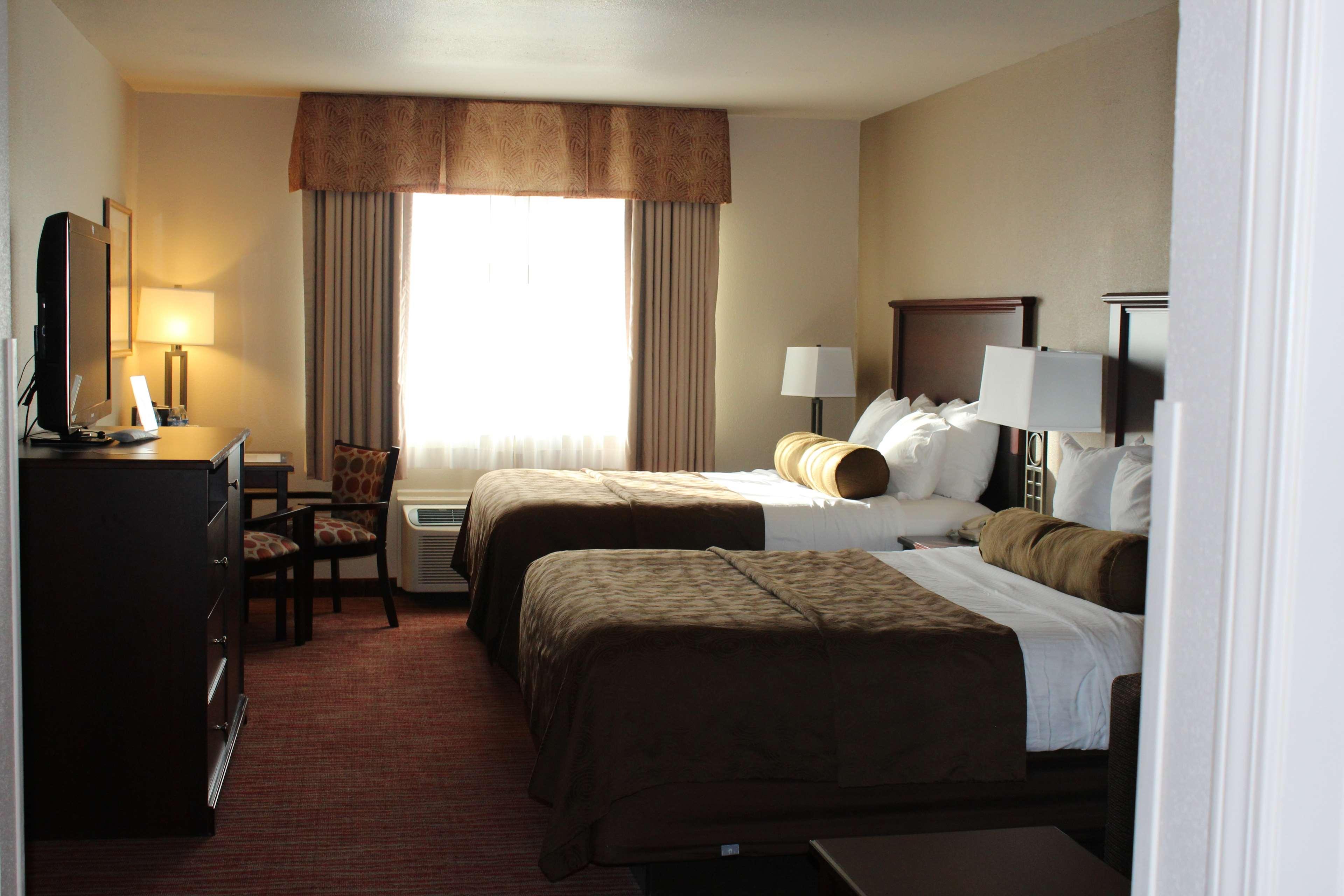 Best Western Plus Concord Inn Минокуа Екстериор снимка