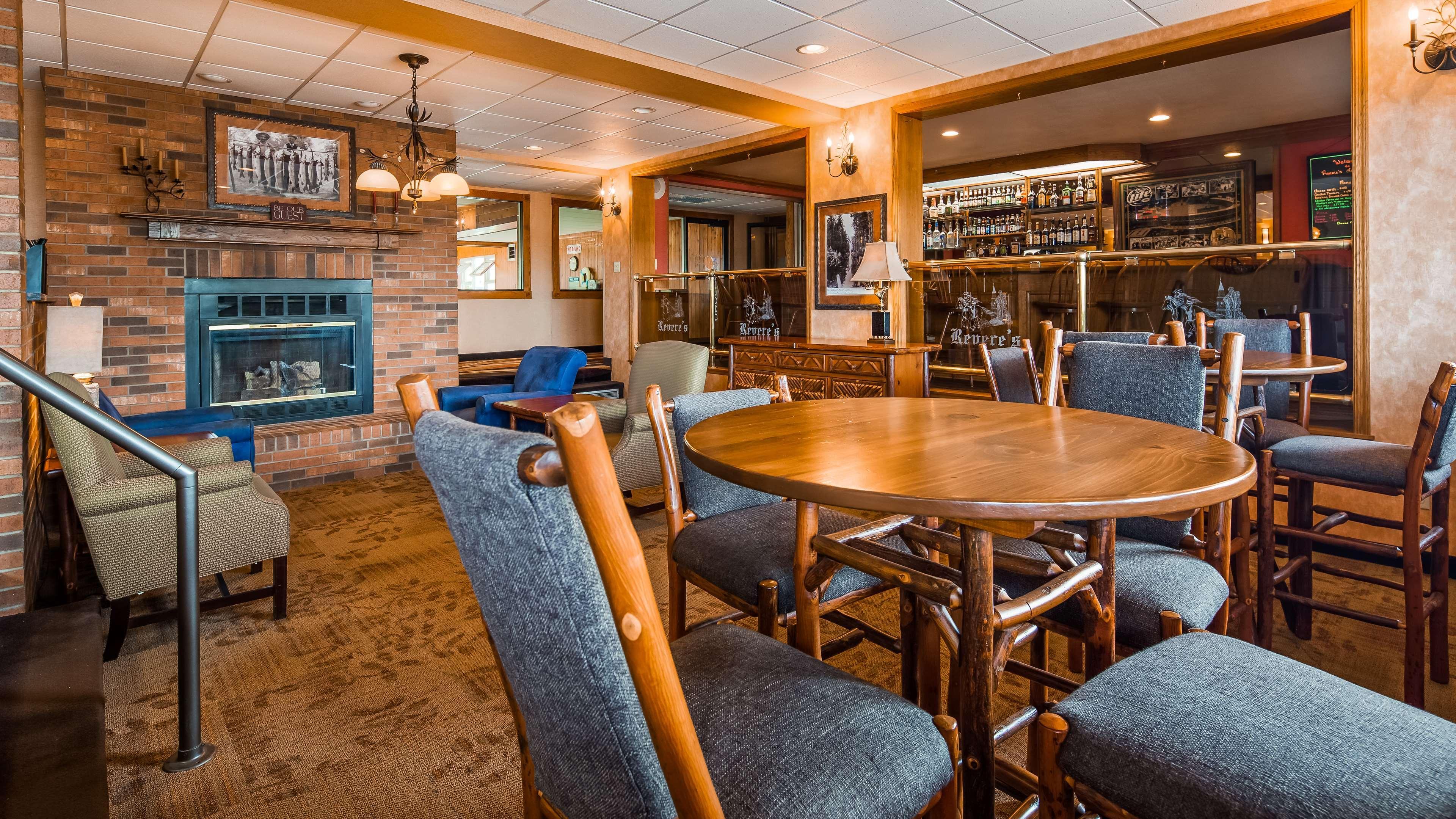 Best Western Plus Concord Inn Минокуа Екстериор снимка