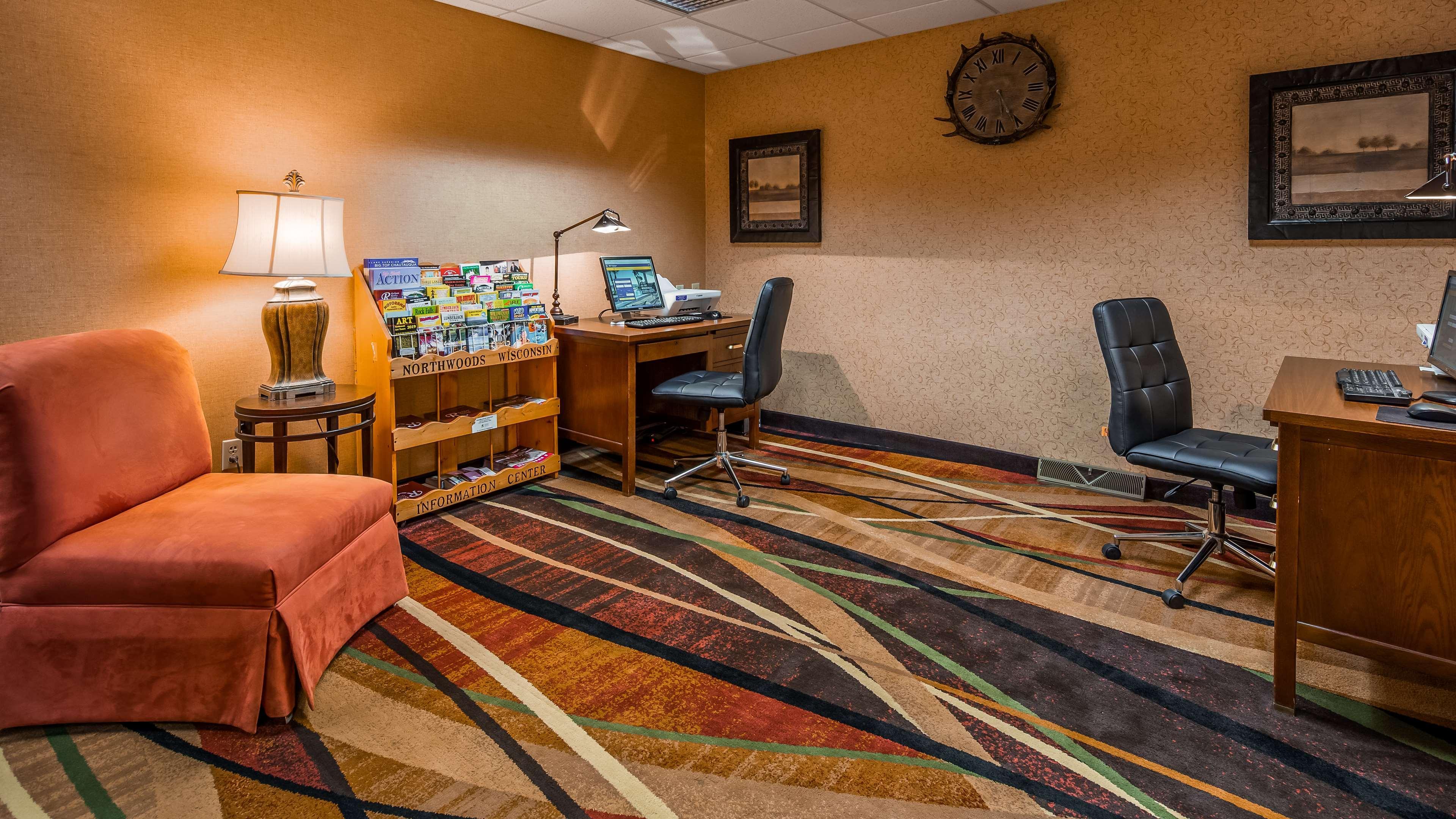 Best Western Plus Concord Inn Минокуа Екстериор снимка
