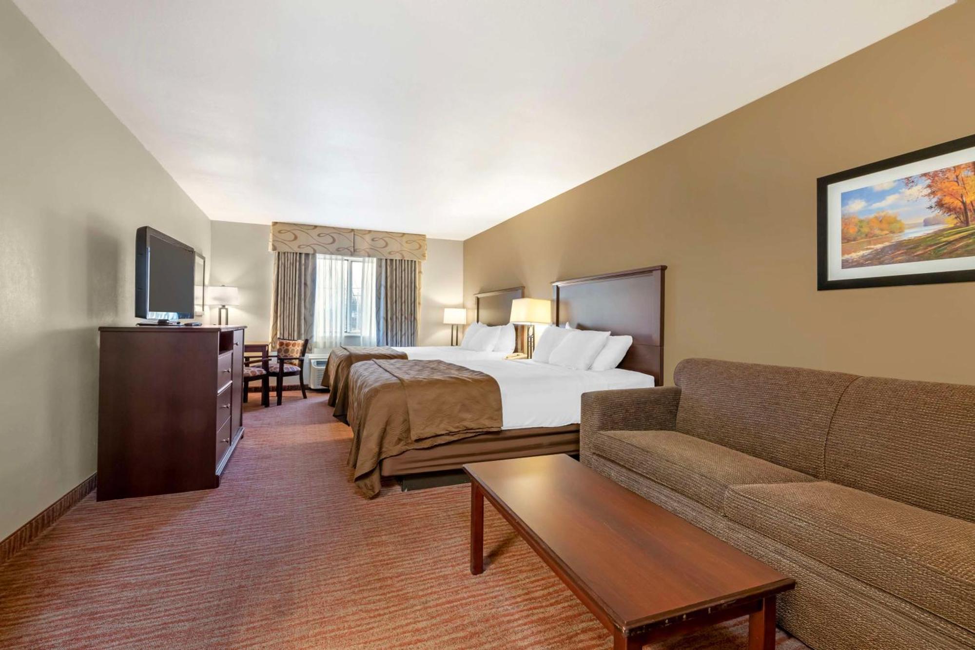Best Western Plus Concord Inn Минокуа Екстериор снимка