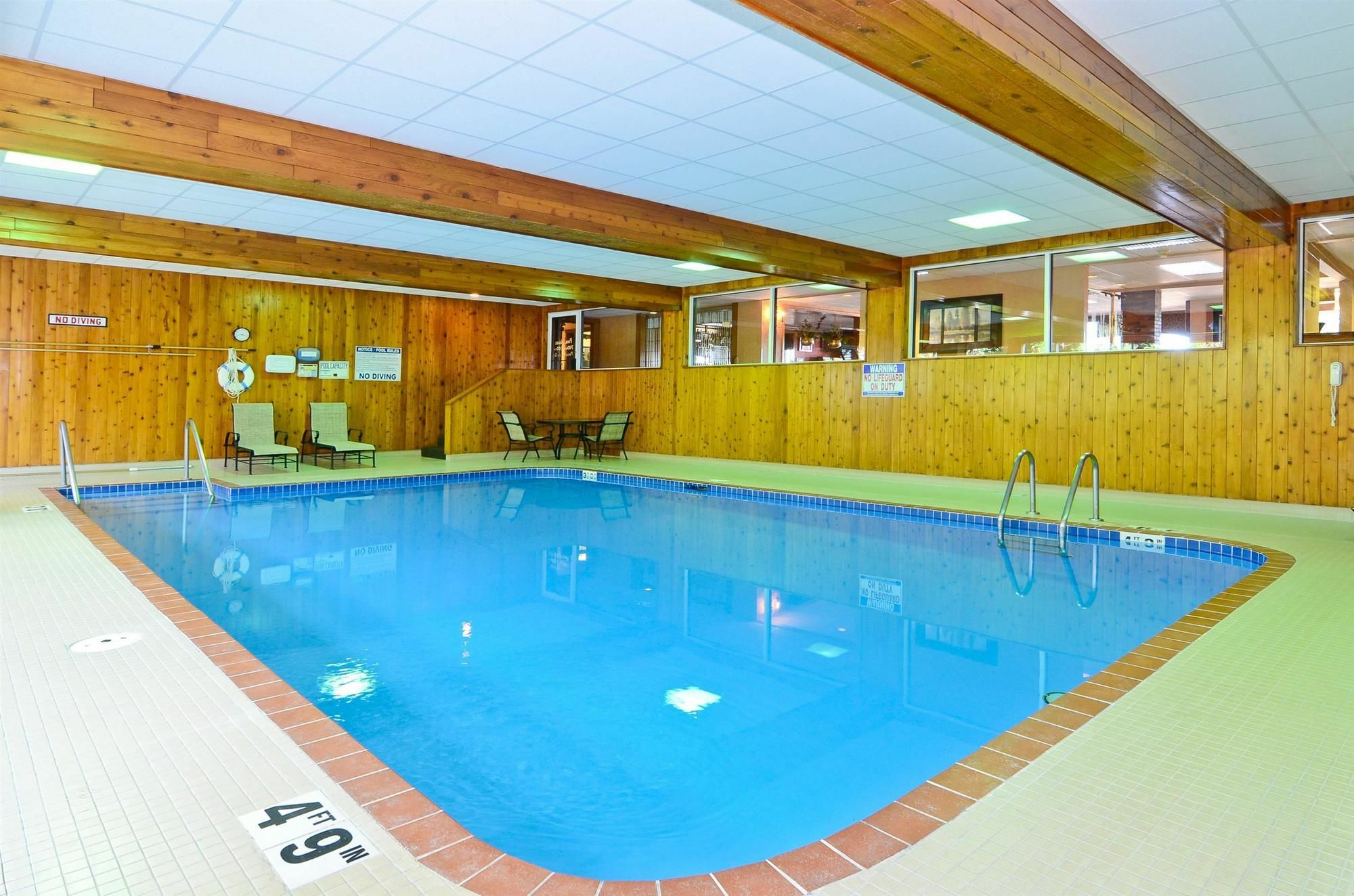 Best Western Plus Concord Inn Минокуа Екстериор снимка