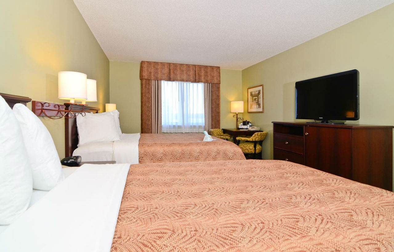 Best Western Plus Concord Inn Минокуа Екстериор снимка
